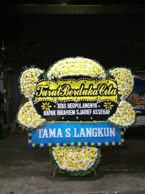 Papan Bunga Duka di Pasiran
